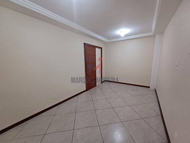 Imponente casa com 3 pavimentos