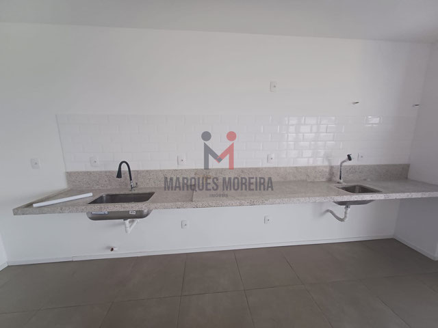 Bancada cozinha com pia e tanque