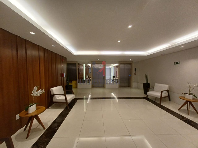 Lobby e elevadores