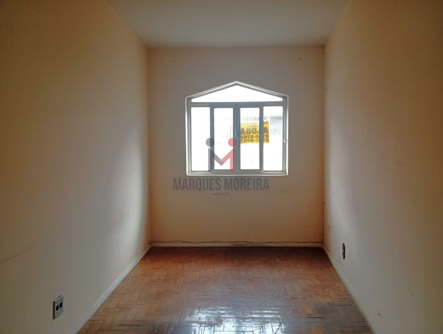 Quarto 1 frente