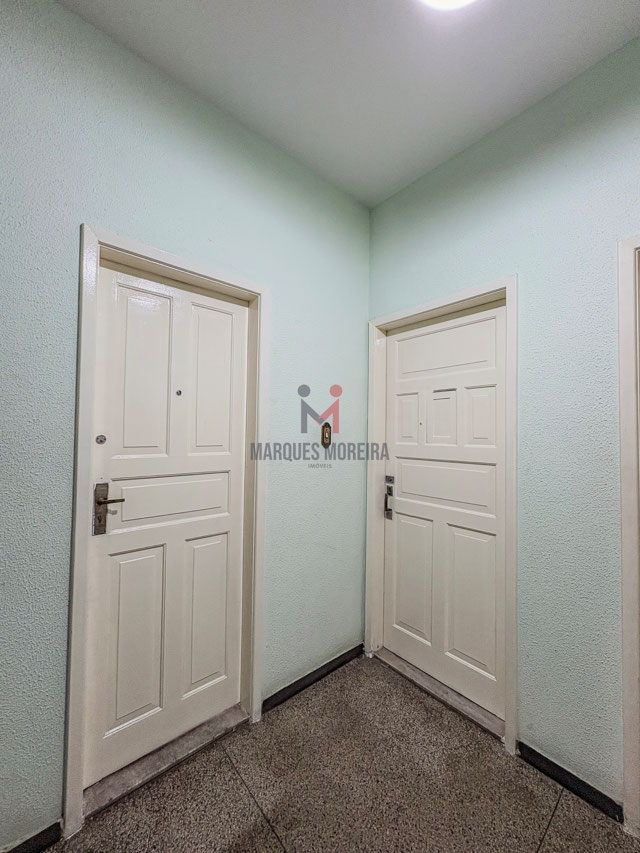 Entrada Social e Serviço