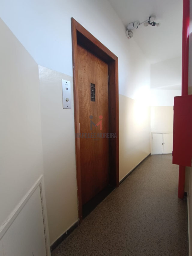 Elevador de serviço