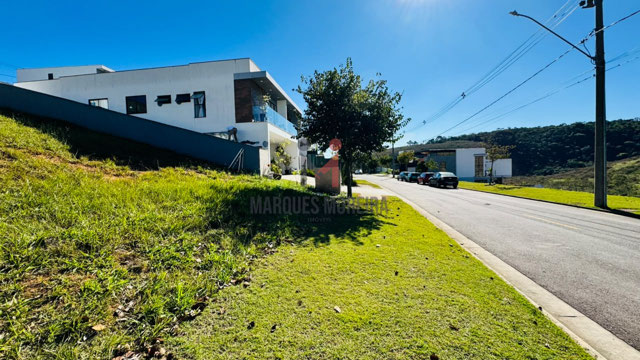 frente do terreno
