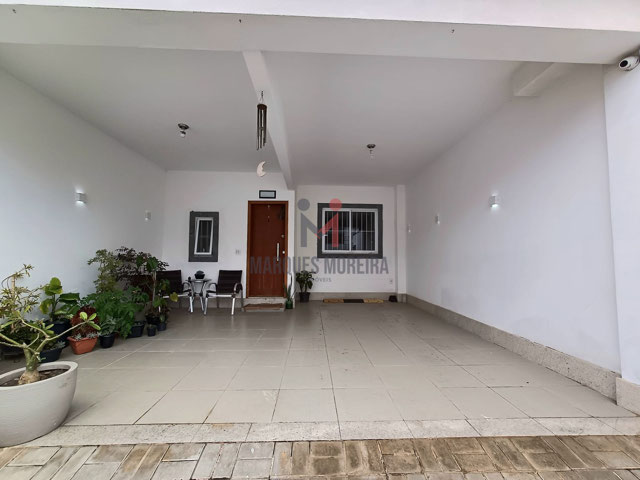 Garagem p/ 2 veículos