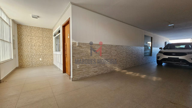 Entrada / Garagem