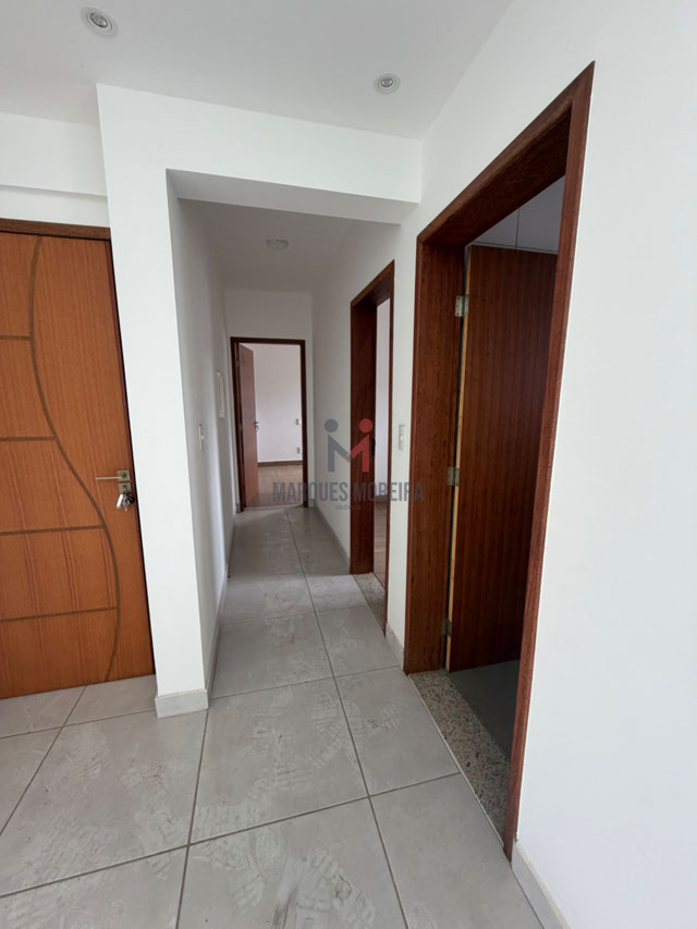 CORREDOR PARA OS QUARTOS