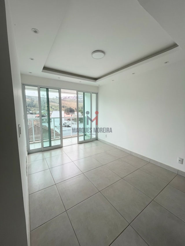 SALA COM VARANDA