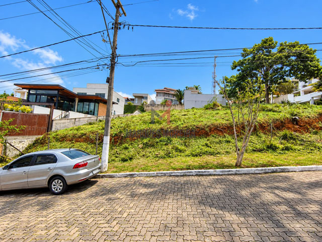 Fachada Do Terreno