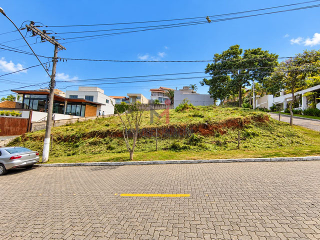Fachada Do Terreno