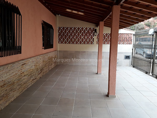 GARAGEM AMPLA