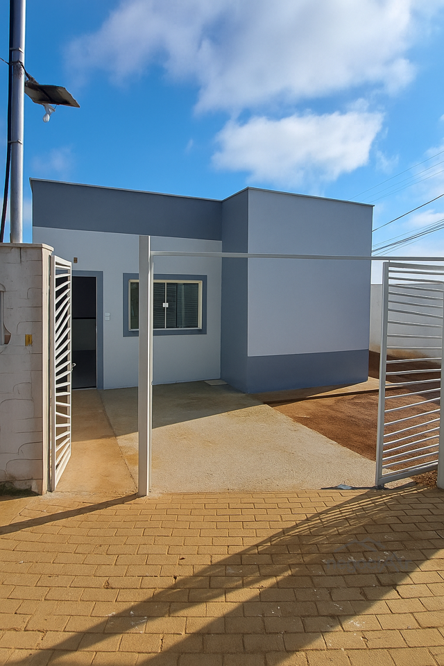Renascença – Casa nova com 2 quartos, garagem e quintal
