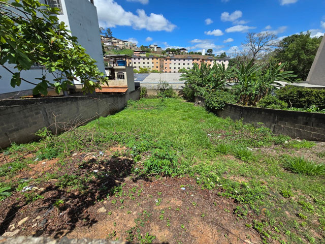 Excelente terreno à venda no bairro Benfica!