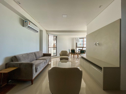 Apartamento frente mar em boa viagem à venda