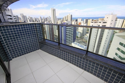 Apartamento com 3 dormitórios à venda em Recife