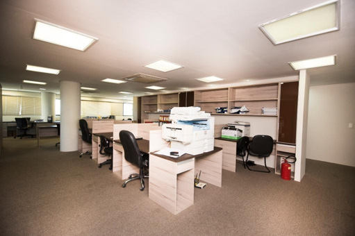 Sala comercial à venda no Pina