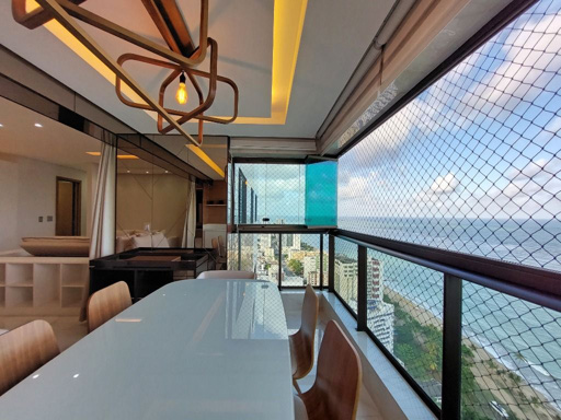 Apartamento em Candeias com 3 quartos à venda