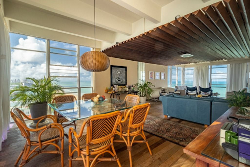 Apartamento frente mar em Piedade à venda