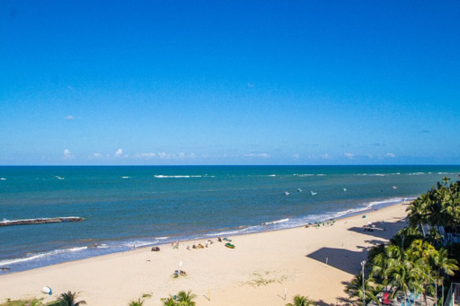 Apartamento frente mar Candeias à venda