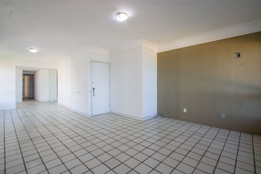 Apartamento frente mar Candeias à venda