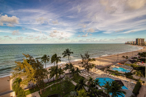 Apartamento beira mar Piedade à venda
