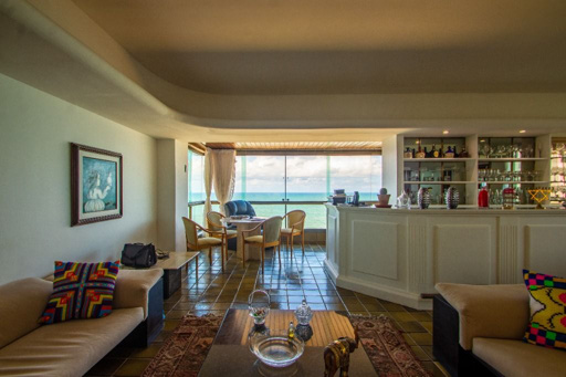Apartamento beira mar Piedade à venda