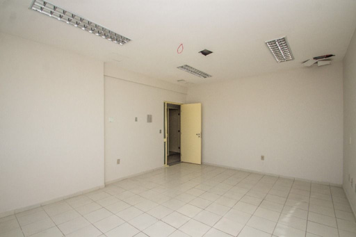 Sala comercial para alugar no Pina