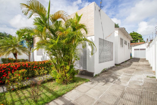 Casa comercial para alugar Ilha do Leite