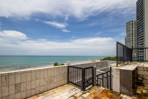 Cobertura com piscina em Boa Viagem