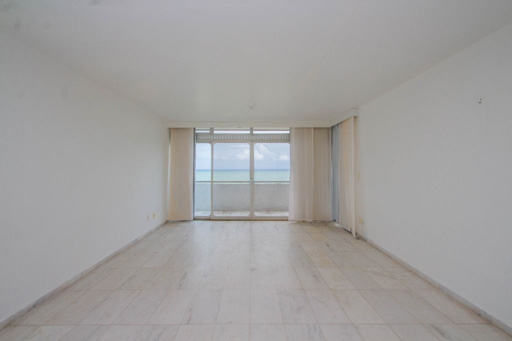 Cobertura duplex com vista mar para vender