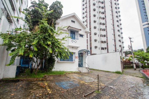 Casa comercial nas Graças