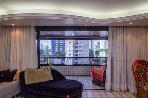 Apartamento com 3 quartos em Boa Viagem à venda