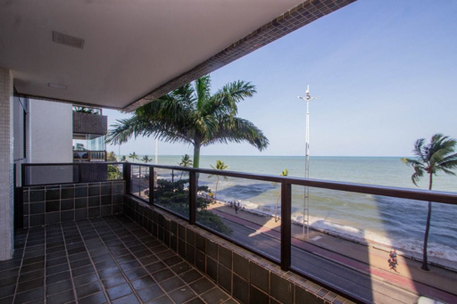 Apartamento com 4 quartos para vender a beira mar