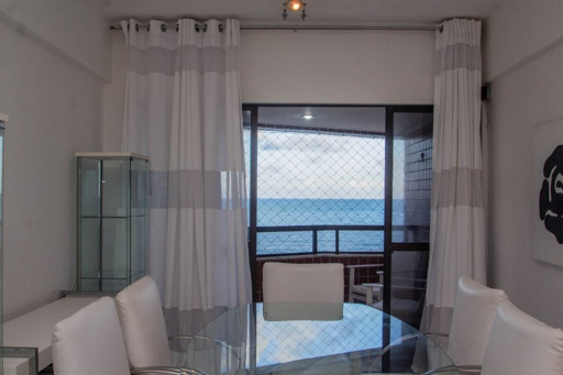Apartamento com 4 quartos a beira mar de candeias 