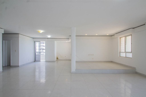 Apartamento com vista do mar à venda em Candeias
