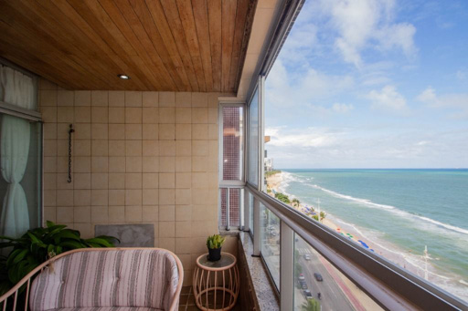 Apartamento com 3 quartos em Boa Viagem à venda