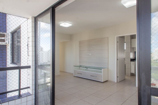 Apartamento com 03 quartos para locação