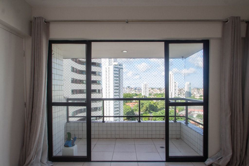 Apartamento com 03 quartos para locação