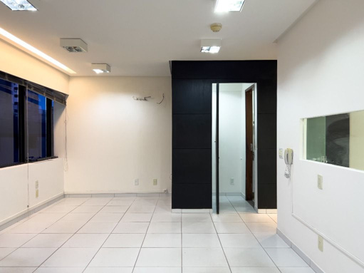 Sala Comercial à Venda no Edf. Empresarial Business Beach