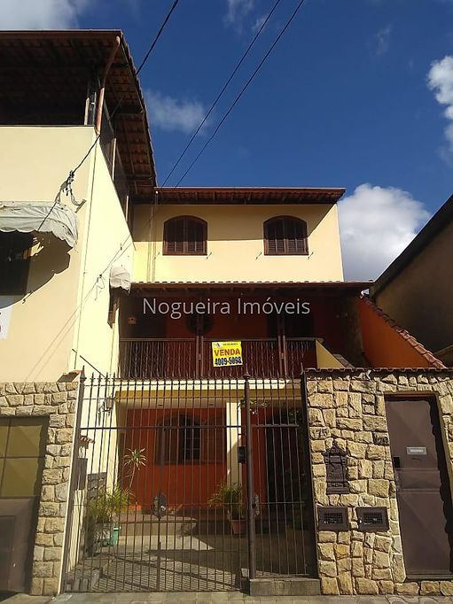 Oportunidade de morar em casa!