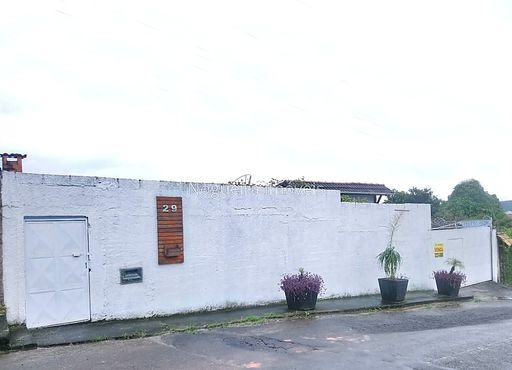 Casa com 4 quartos para venda no bairro São Francisco de Paula em Juiz de Fora, MG