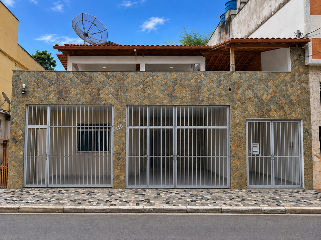 Casa 3 quartos com suíte e espaço gourmet no São Mateus