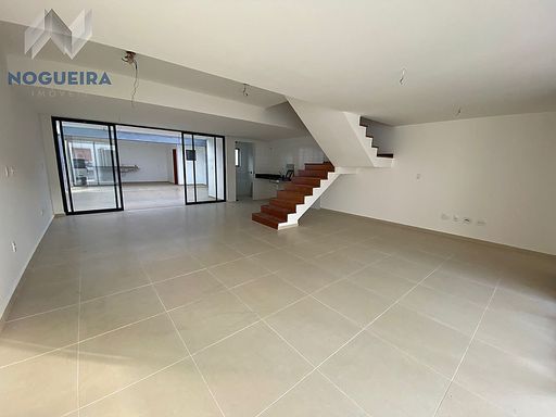 Casa com 3 quartos para venda no bairro Aeroporto em Juiz de Fora, MG