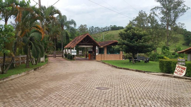 Terreno com 1000m²