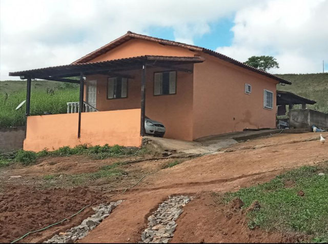 Ótima granja em Paula Lima