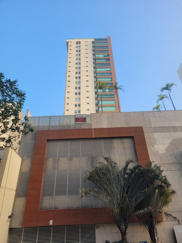 Apartamento com 5 quartos para venda no bairro Granbery em Juiz de Fora, MG