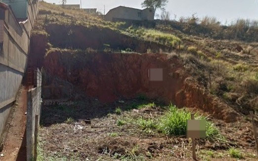Lote / Terreno para venda no bairro Jardim dos Alfineiros em Juiz de Fora, MG
