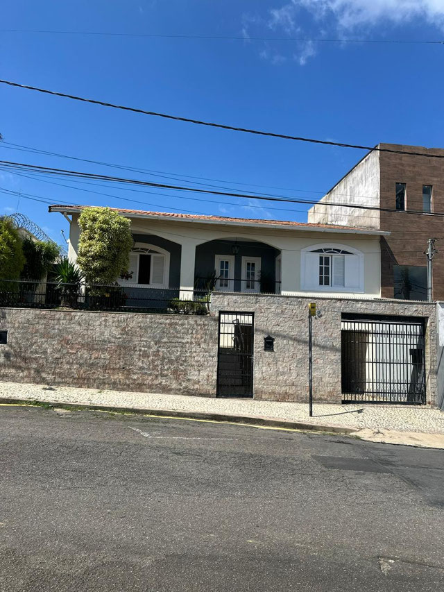 Casa charmosa com vista encantadora para a cidade