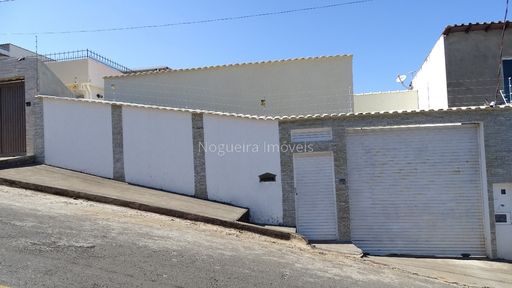 Casa com 3 quartos para venda no bairro Fontesville em Juiz de Fora, MG