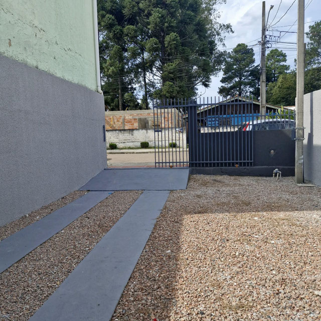 Espaço para ate 4 veículos