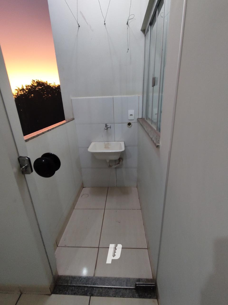 Prédio Comercial à venda no Residencial Gameleira